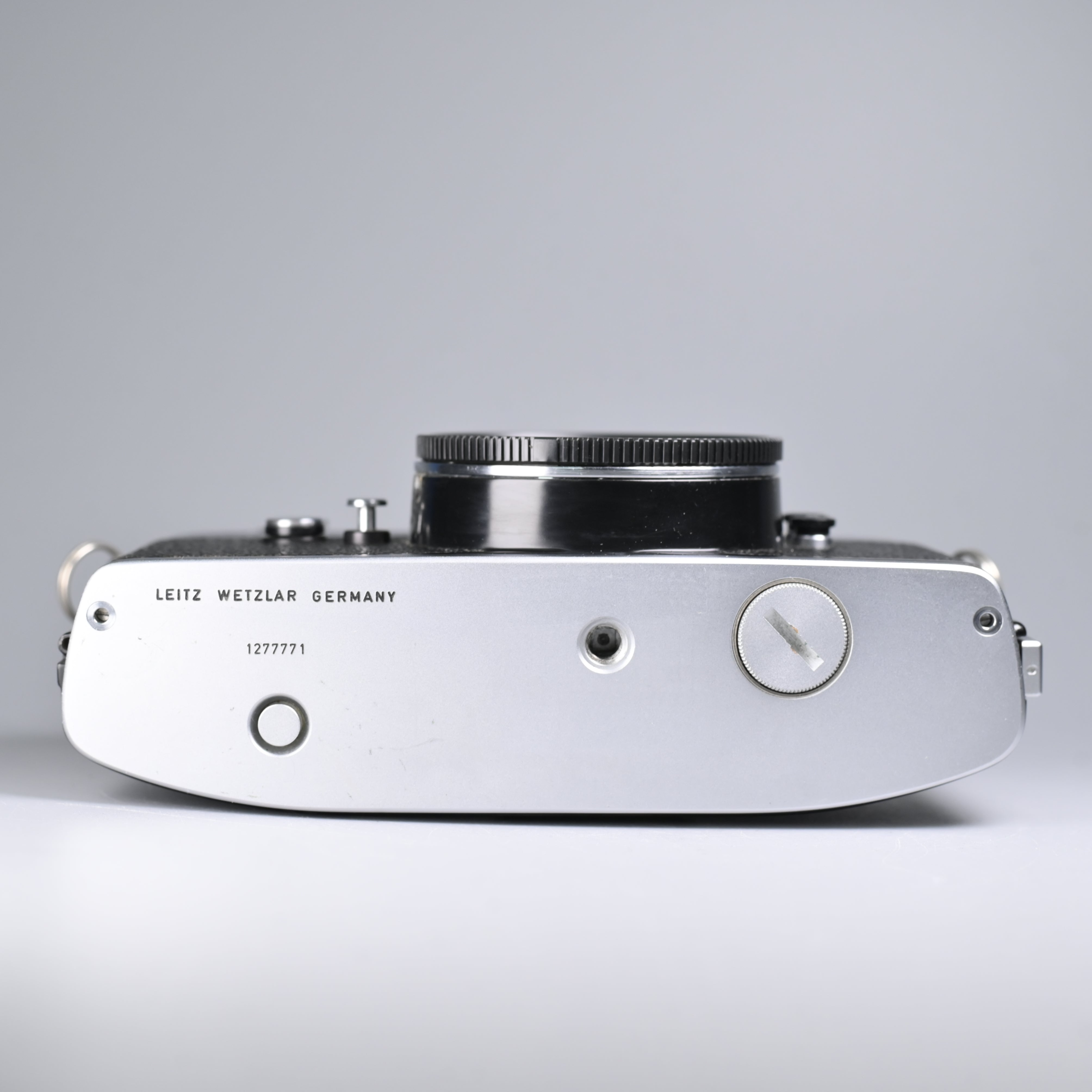 Leica Leicaflex SL Body Only. – SHOWA