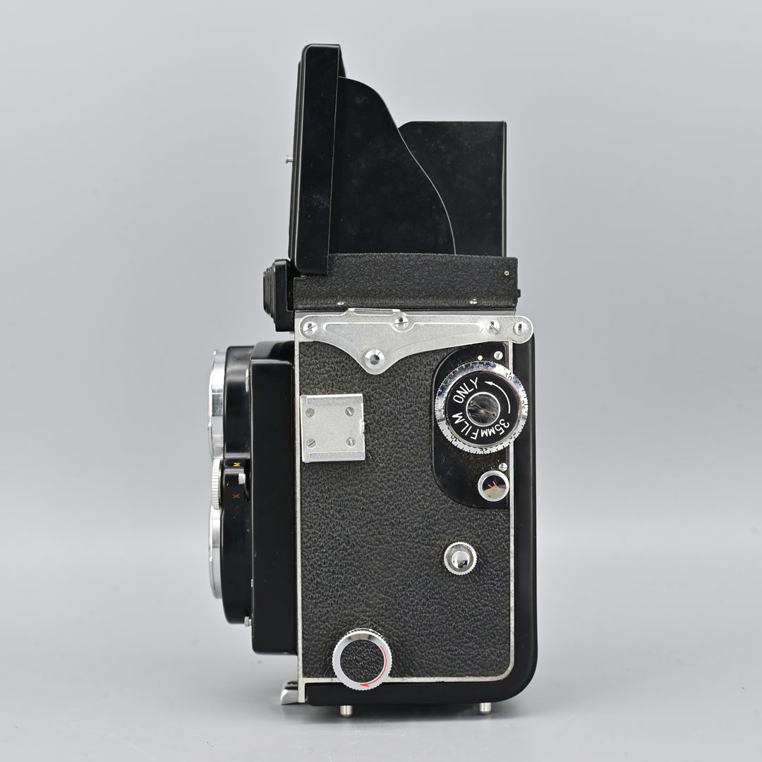 Yashica 635 (With 135 Adapter).