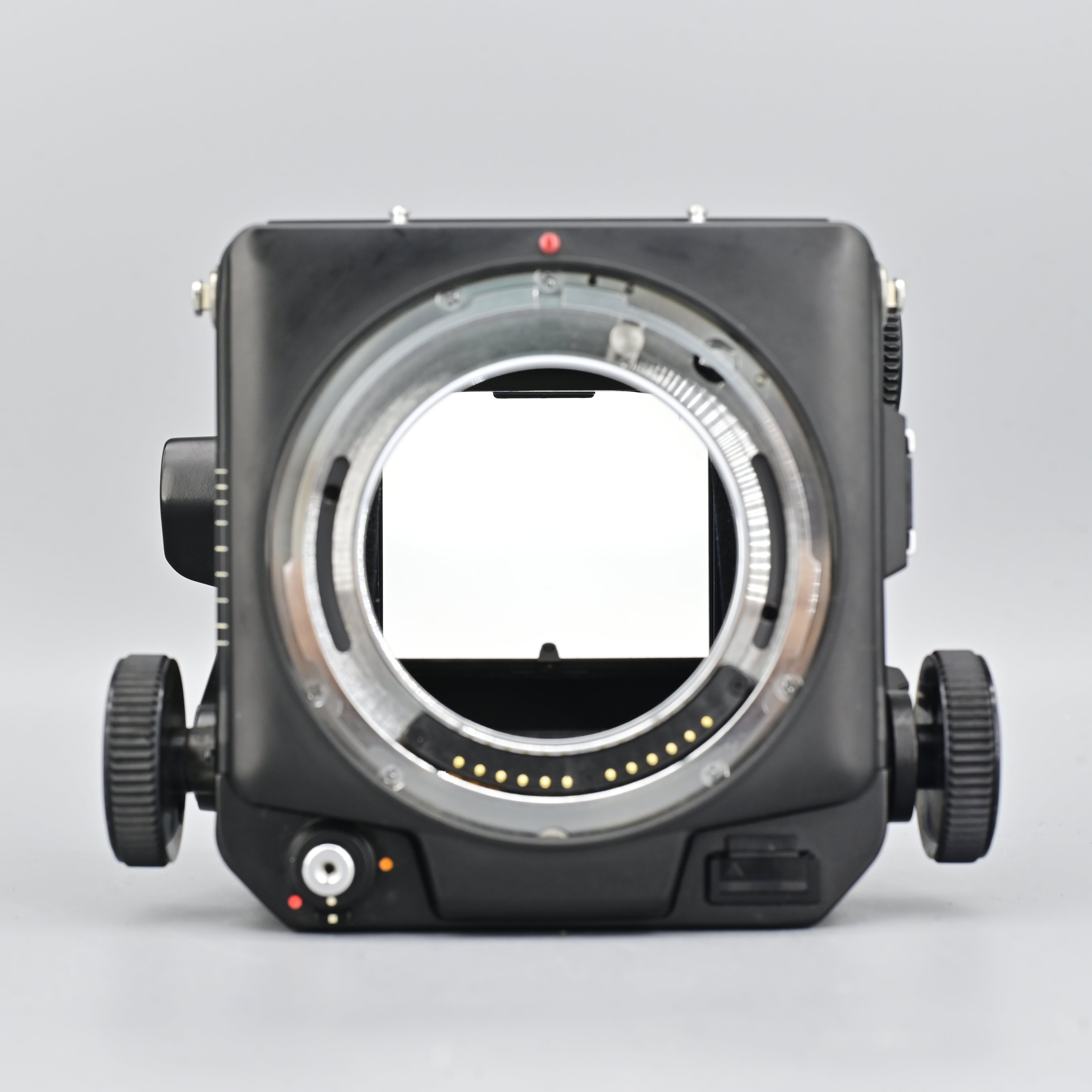 Mamiya RB67 Pro S + Prism Finder + Sekor C 150mm F4 Lens – SHOWA