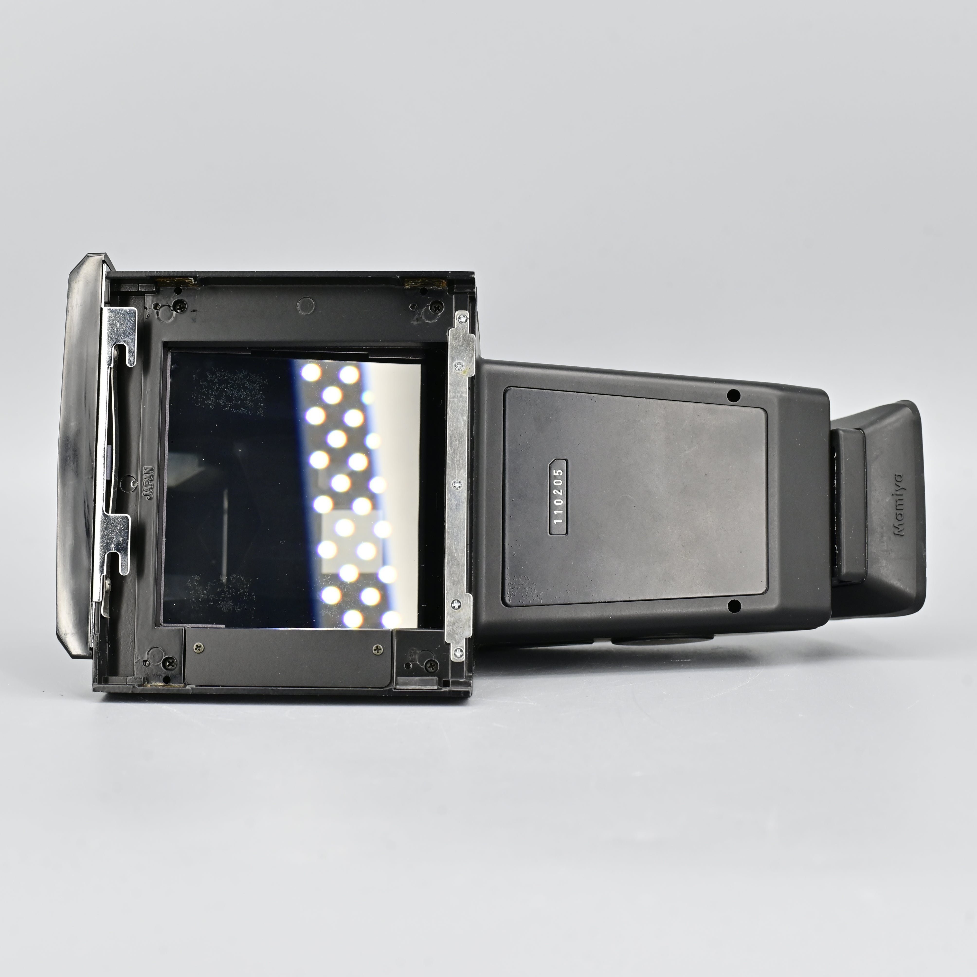 Mamiya RB67 Pro S + Prism Finder + Sekor C 150mm F4 Lens – SHOWA