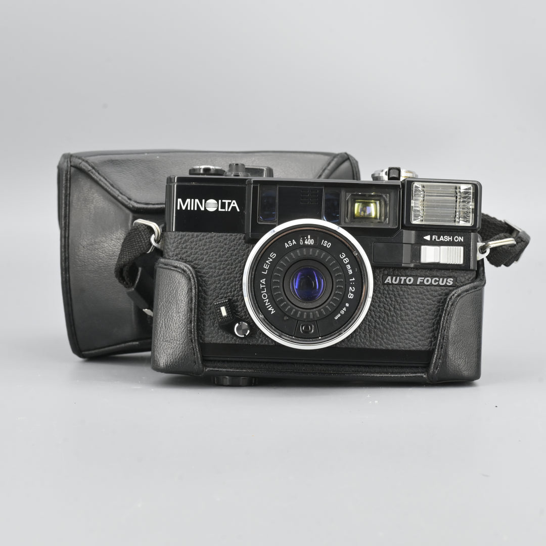 Minolta Hi-Matic AF2 (With Case).