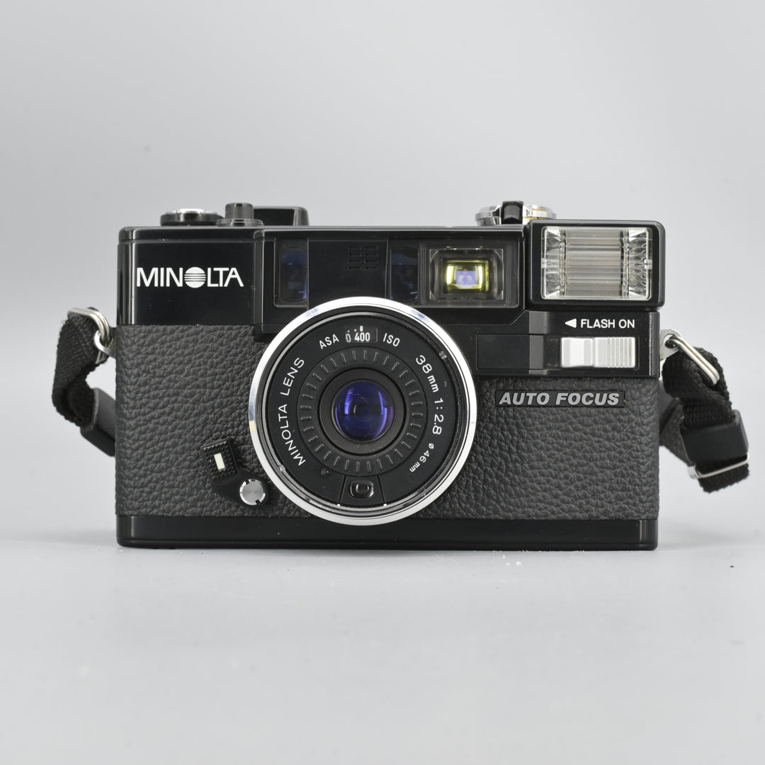 Minolta Hi-Matic AF2 (With Case).