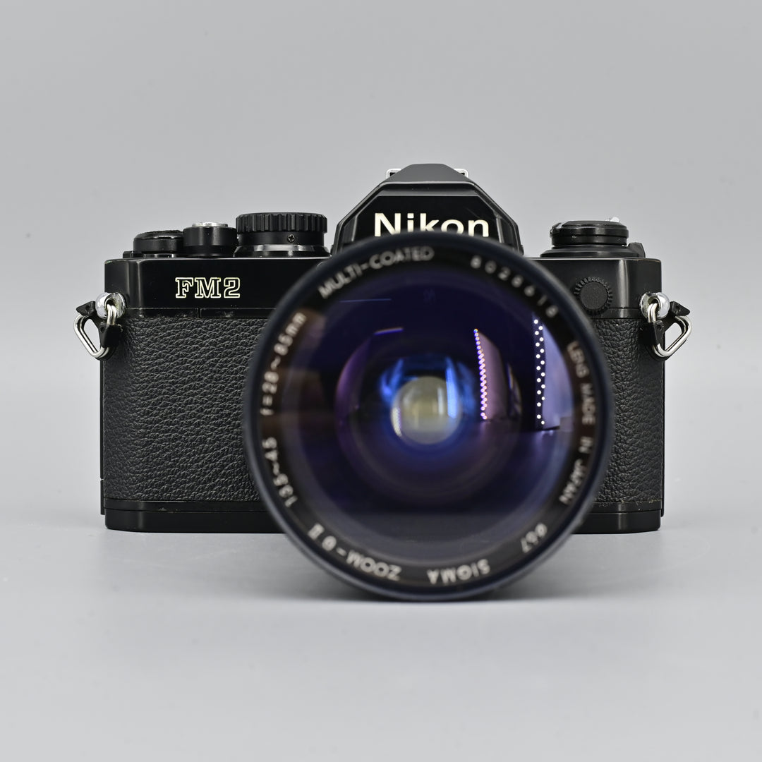 Nikon FM2 Black + Sigma Zoom 28-85mm F3.5-4.5 Lens