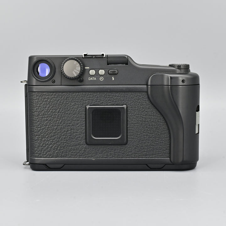 Fujifilm GA645 Professional.